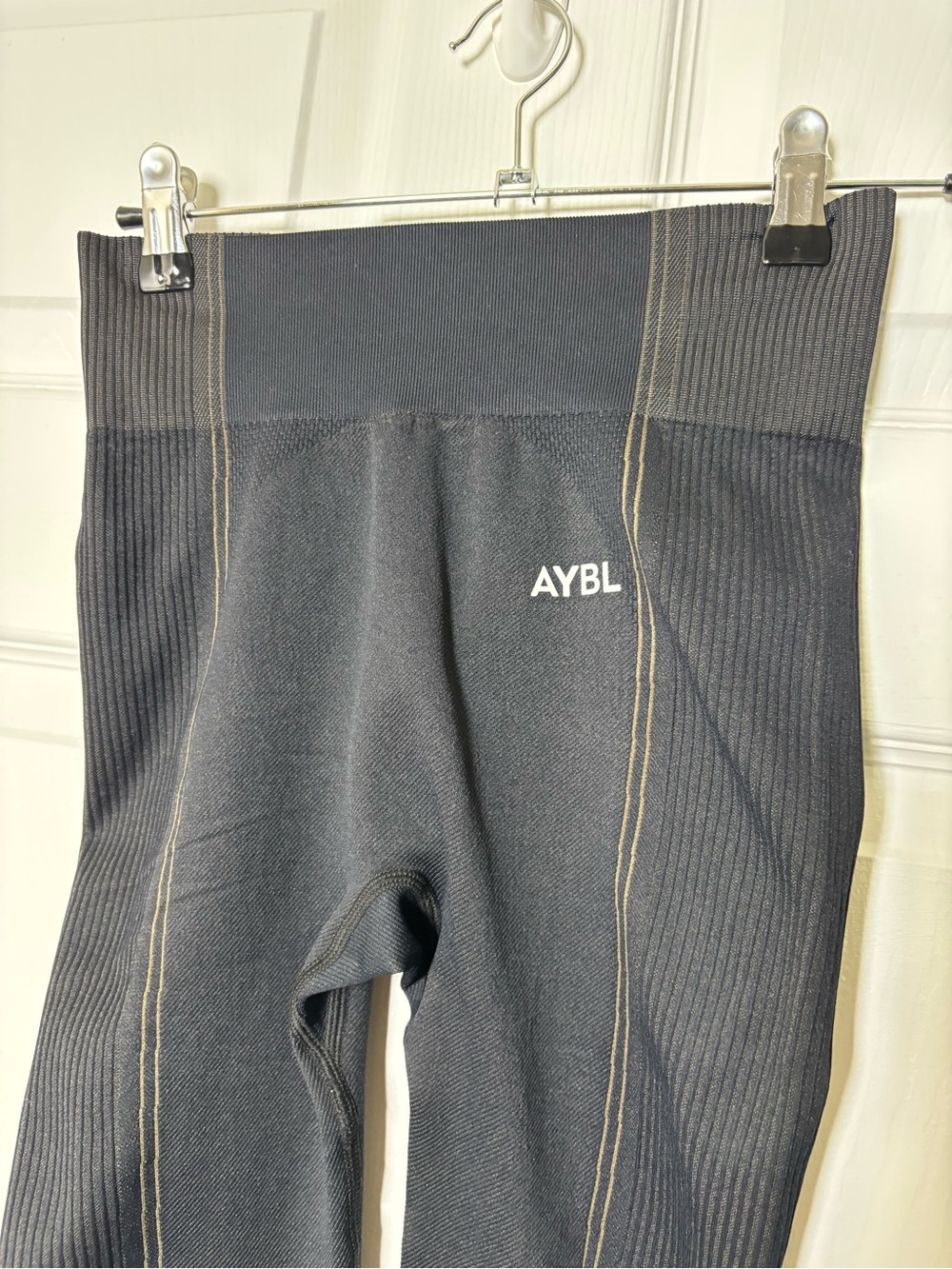 AYBL Leggings Women's Small Black Solid Gym Work Athleisure Workout Casual - Picture 3 of 5